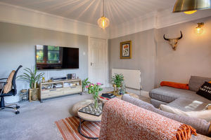 Lounge- click for photo gallery
